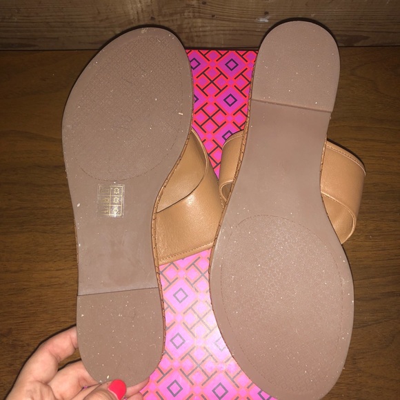 Brand new authentic Tory Burch Fleming Sandals - Picture 3 of 3